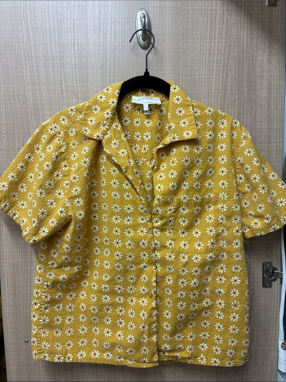 The Great Yellow Daisy Short-Sleeve Shirt